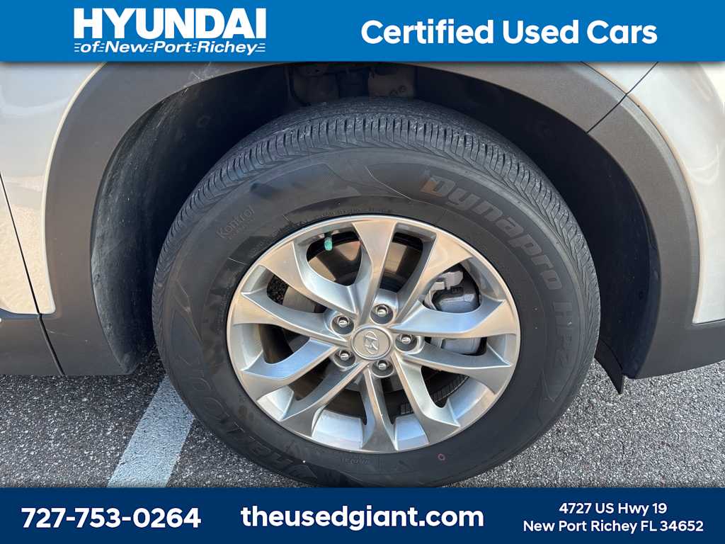 Thumbnail: 2019 Hyundai Santa Fe - 5