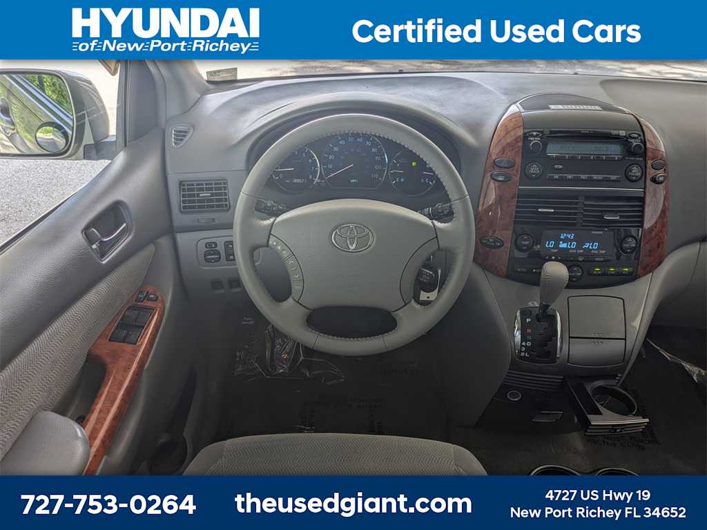 Thumbnail: 2006 Toyota Sienna - 21