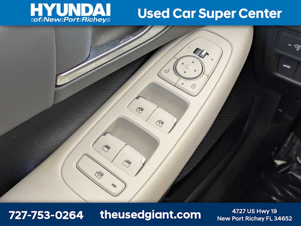 Thumbnail: 2023 Hyundai Sonata - 31