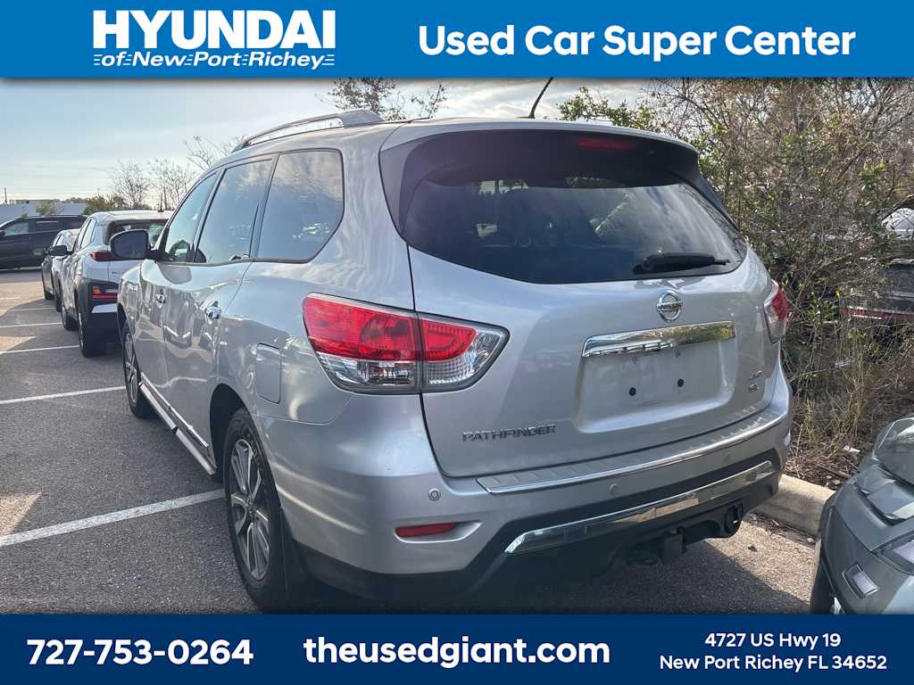 Thumbnail: 2014 Nissan Pathfinder - 2