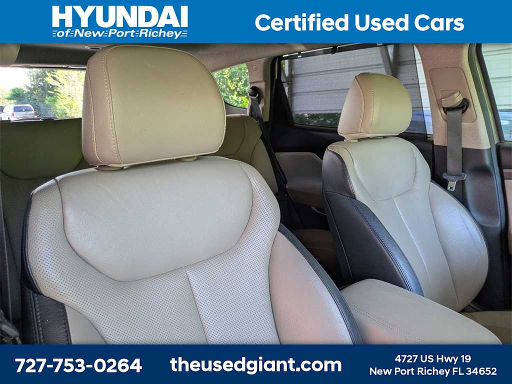 Thumbnail: 2020 Hyundai Santa Fe - 6