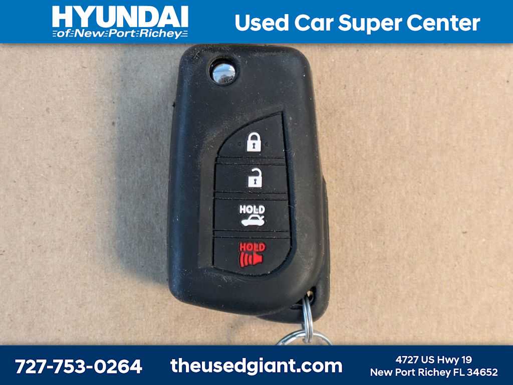 Thumbnail: 2022 Toyota Camry - 34