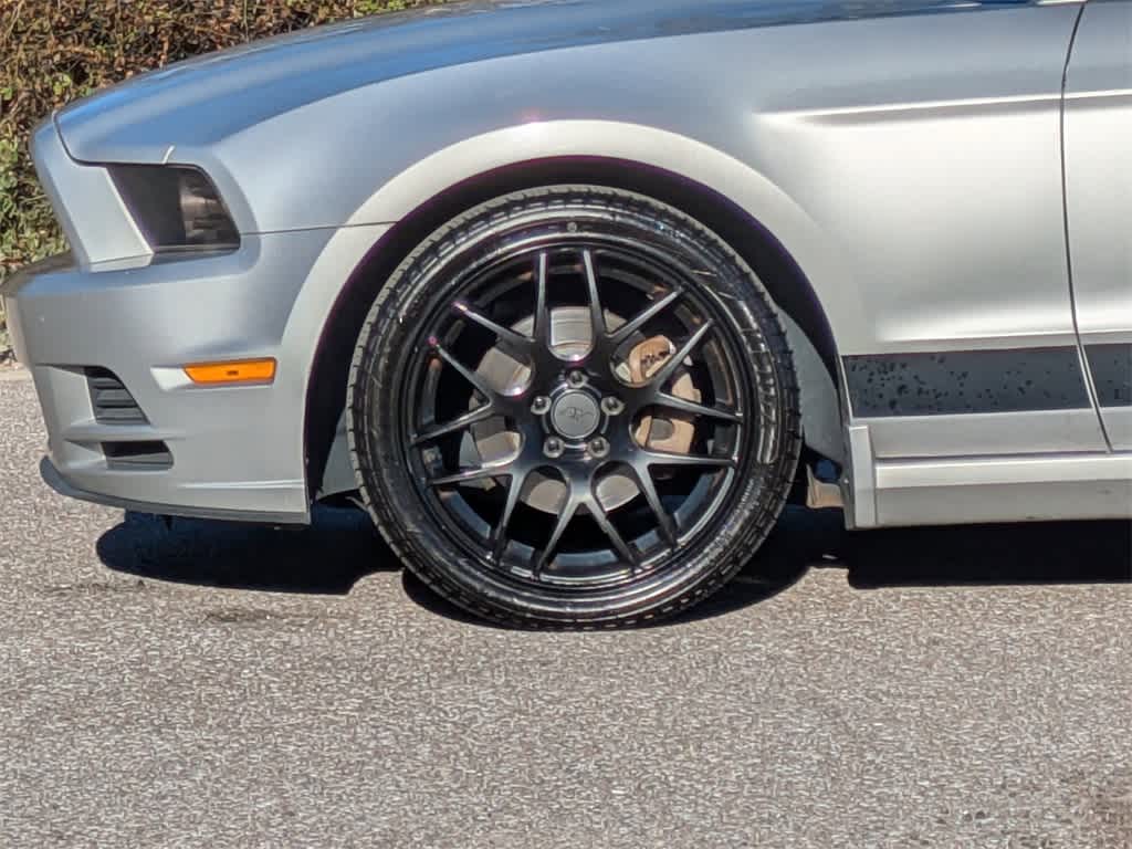 Thumbnail: 2014 Ford Mustang - 10