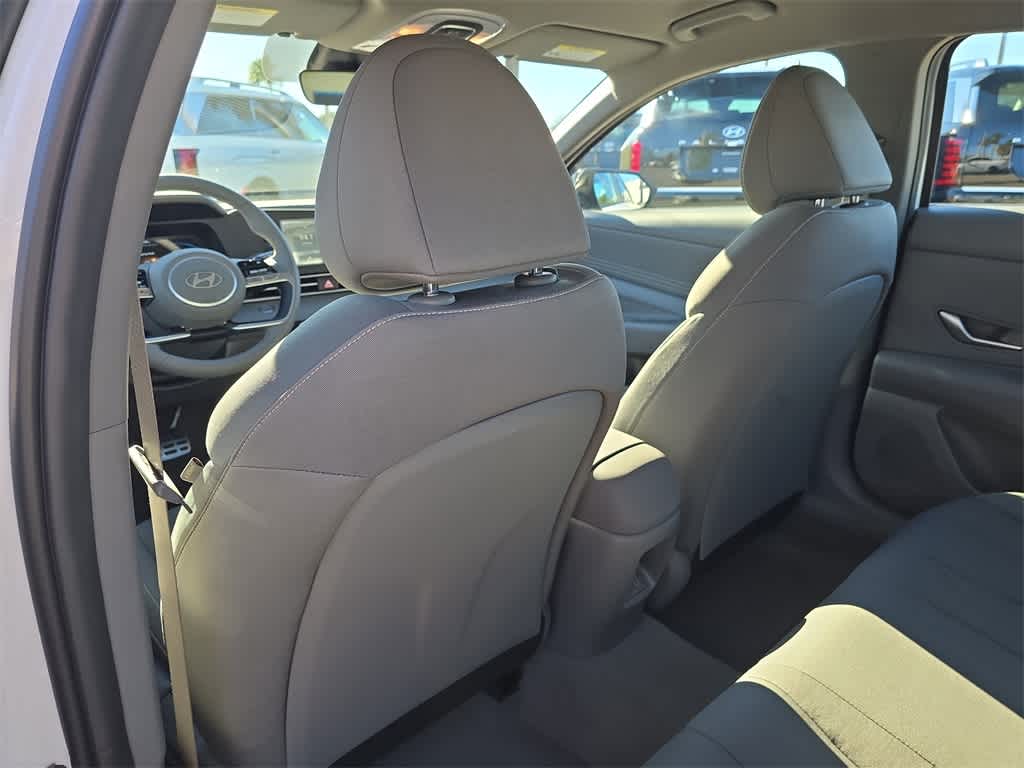 Thumbnail: 2026 Hyundai Elantra - 19