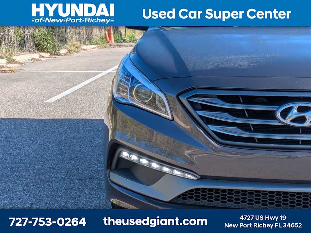 Thumbnail: 2017 Hyundai Sonata - 9