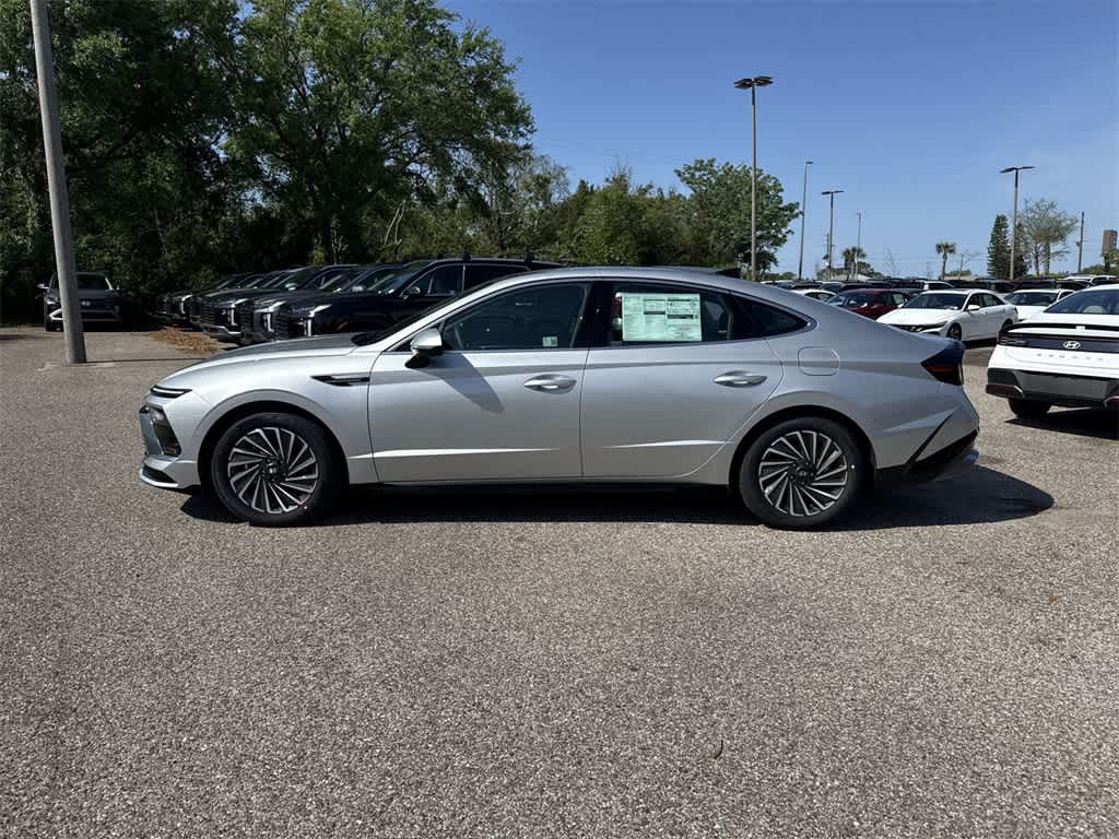Thumbnail: 2025 Hyundai Sonata - 2