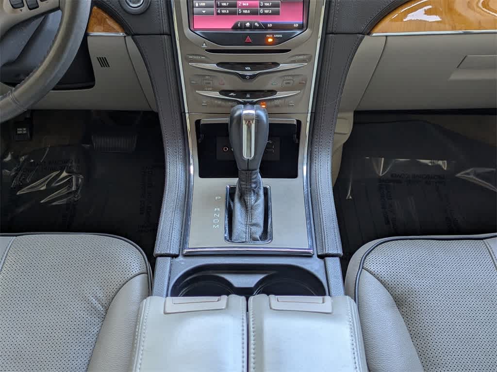 Thumbnail: 2011 Lincoln MKX - 24