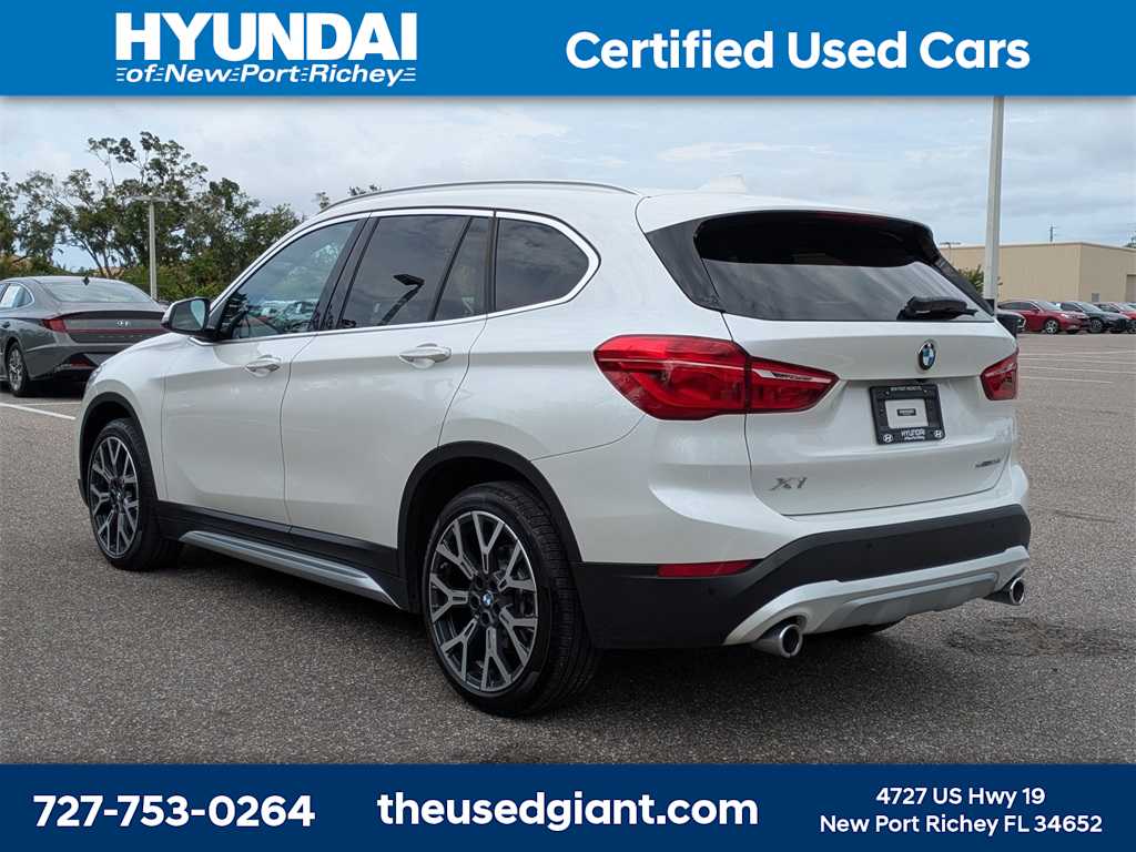 Thumbnail: 2022 BMW X1 - 3