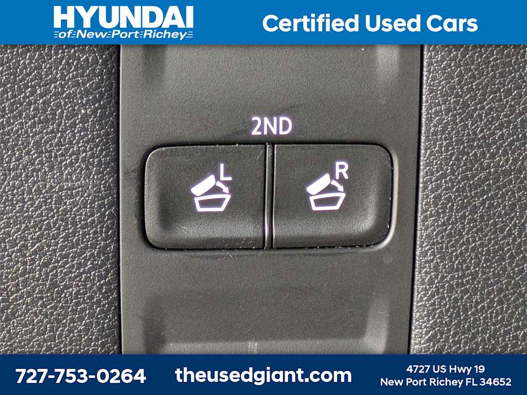 Thumbnail: 2022 Hyundai Palisade - 13