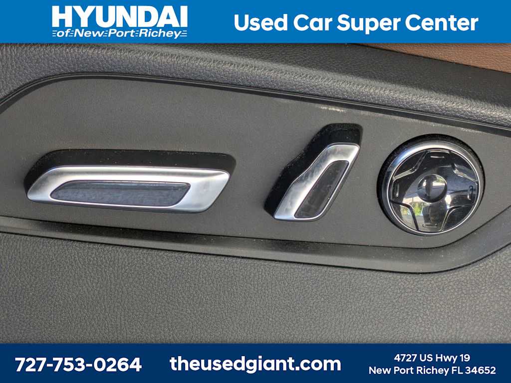 Thumbnail: 2025 Acura MDX - 23