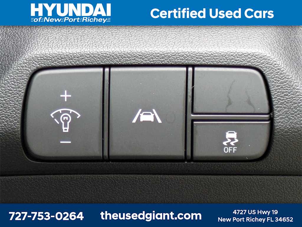 Thumbnail: 2022 Hyundai Elantra - 28