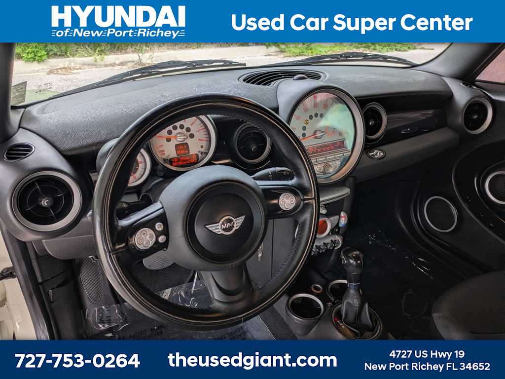 Thumbnail: 2009 MINI Cooper - 17