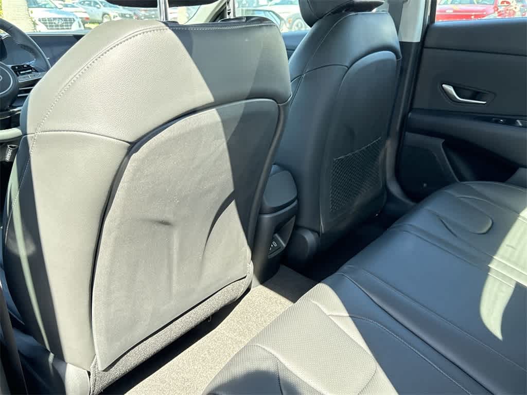 Thumbnail: 2025 Hyundai Elantra - 19