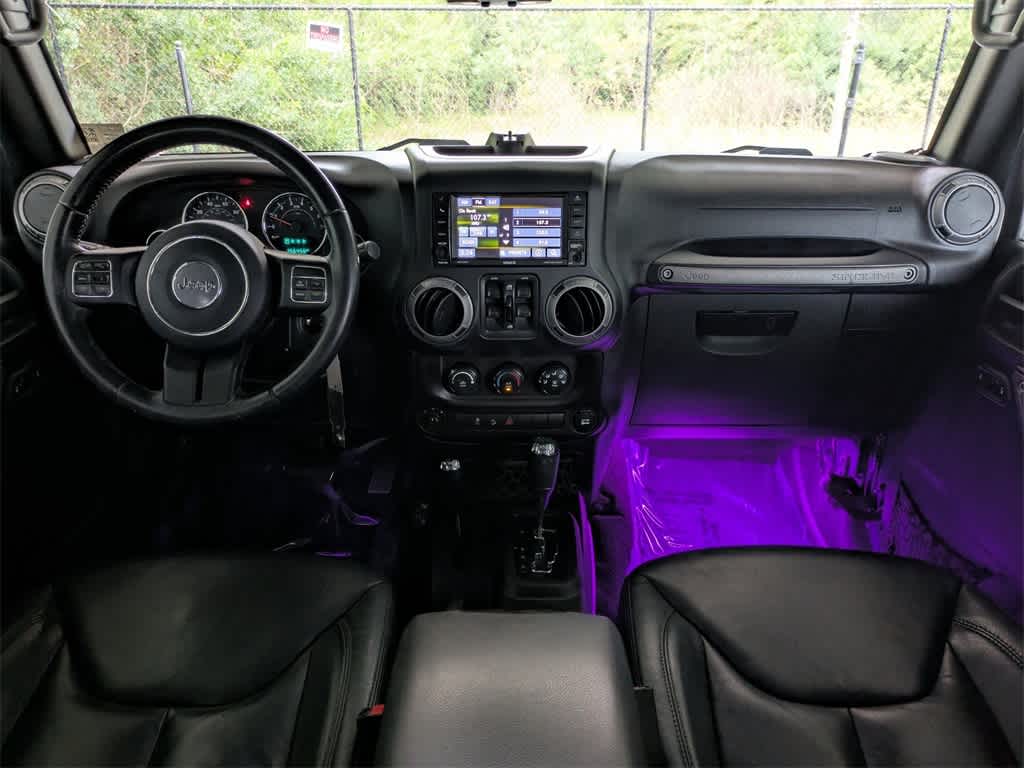 Thumbnail: 2017 Jeep Wrangler - 17