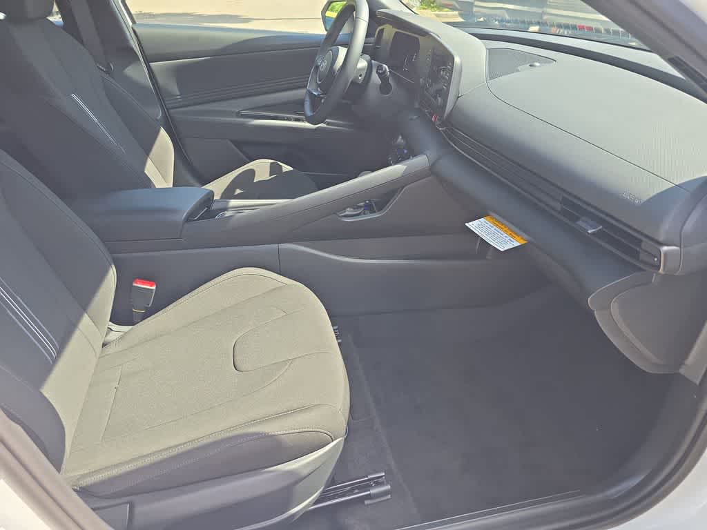 Thumbnail: 2026 Hyundai Elantra - 22