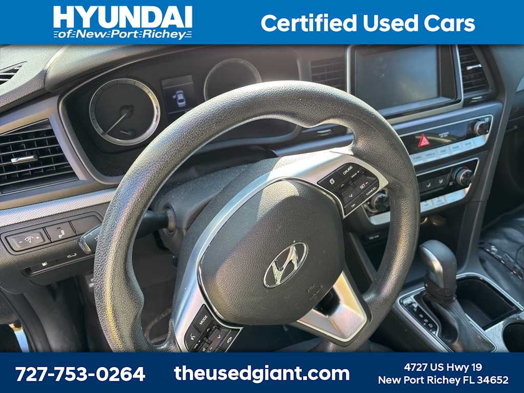 Thumbnail: 2019 Hyundai Sonata - 10