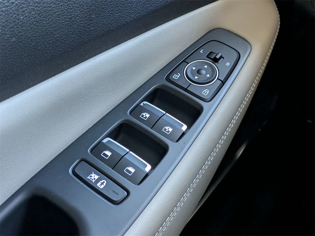 Thumbnail: 2020 Hyundai Santa Fe - 35