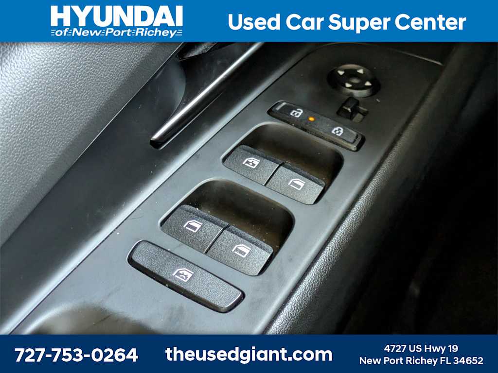 Thumbnail: 2024 Hyundai Elantra - 30