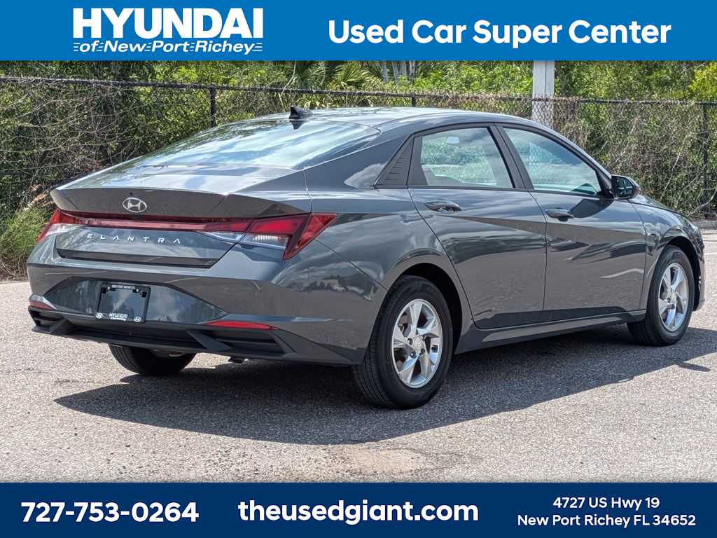 Thumbnail: 2023 Hyundai Elantra - 5