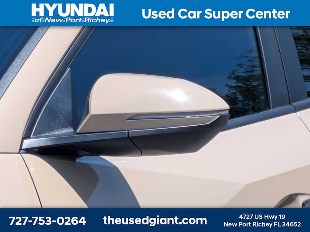 Thumbnail: 2023 Hyundai Santa Cruz - 11