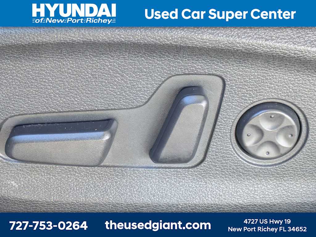 Thumbnail: 2017 Hyundai Sonata - 22