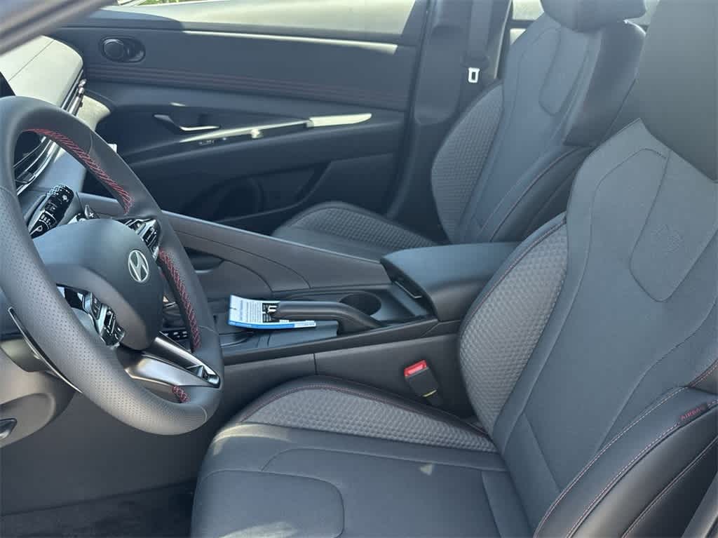 Thumbnail: 2025 Hyundai Elantra - 15