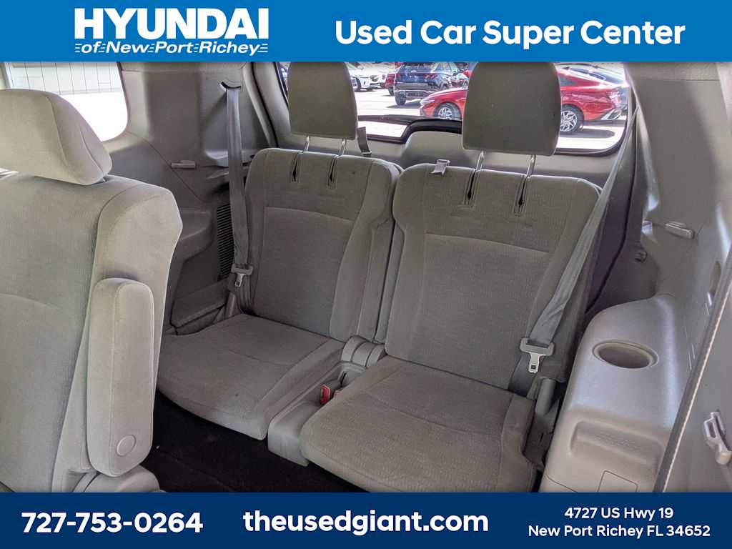 Thumbnail: 2012 Toyota Highlander - 16