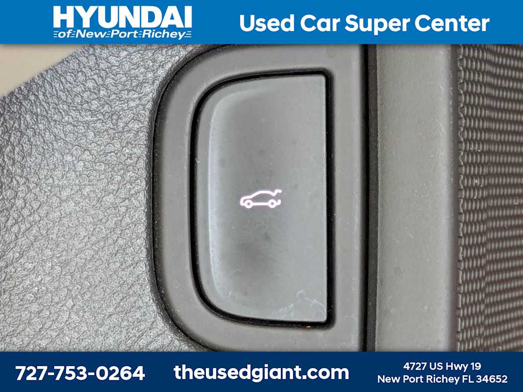 Thumbnail: 2018 Cadillac CT6 - 35