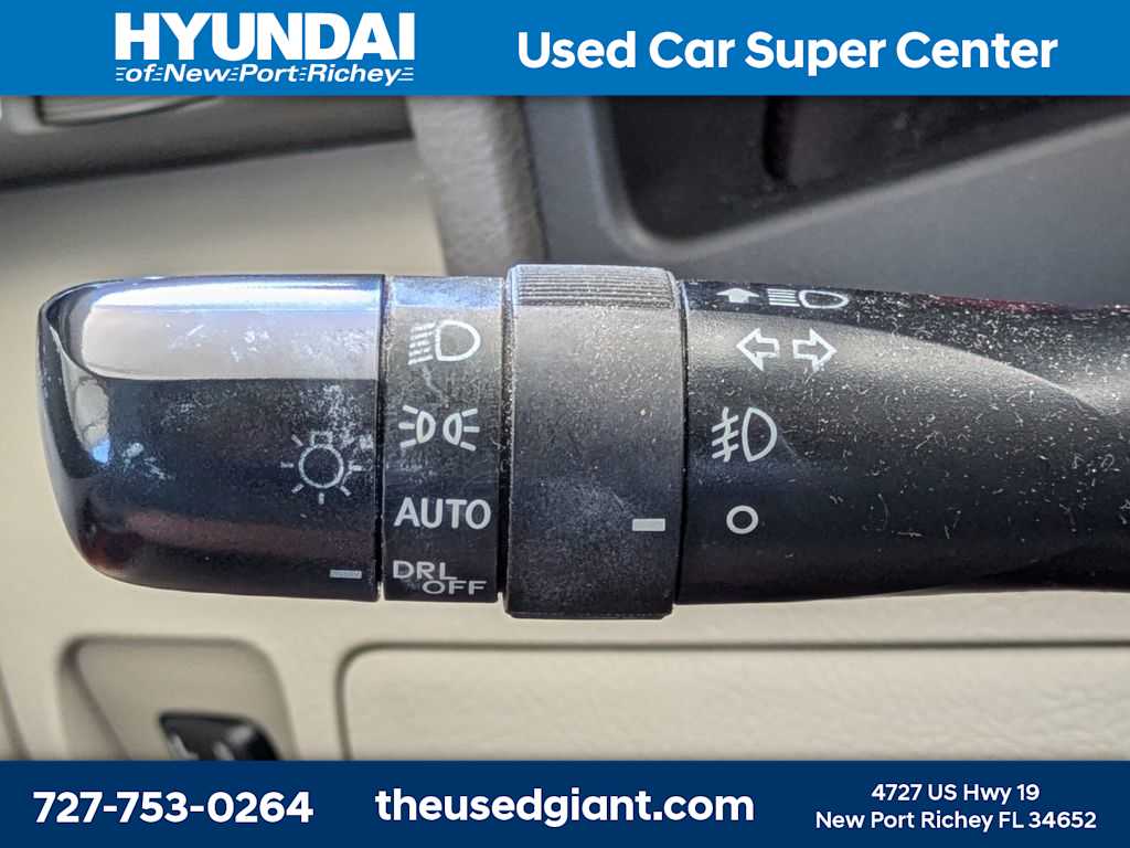 Thumbnail: 2011 Toyota Camry - 31