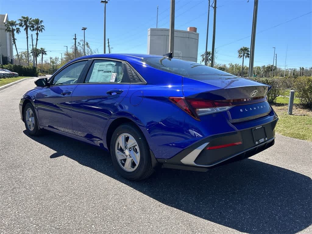 Thumbnail: 2025 Hyundai Elantra - 3