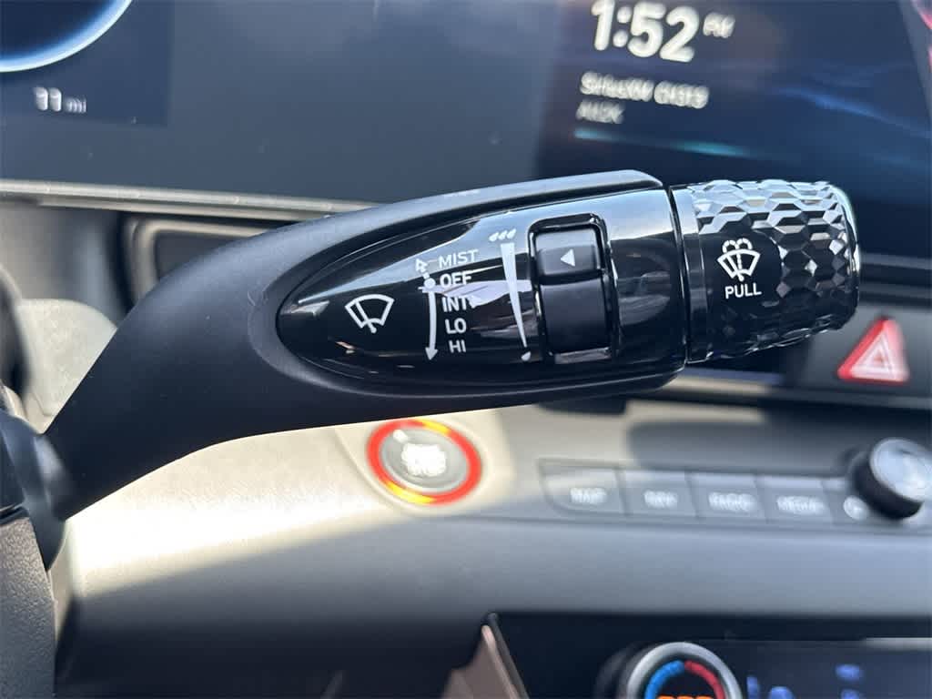 Thumbnail: 2025 Hyundai Elantra - 25