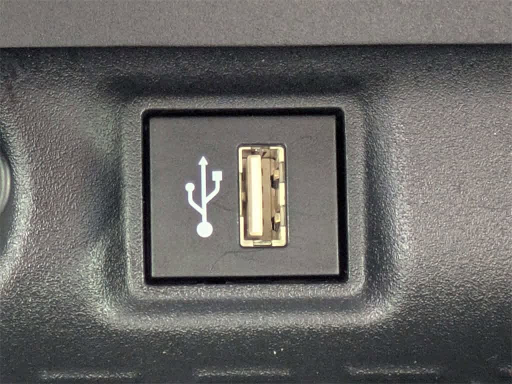 Thumbnail: 2025 Toyota RAV4 - 27