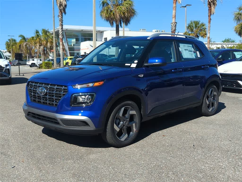 Thumbnail: 2025 Hyundai Venue - 2