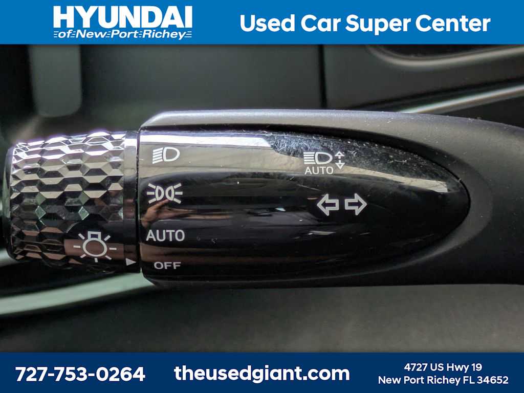 Thumbnail: 2023 Hyundai Elantra - 25
