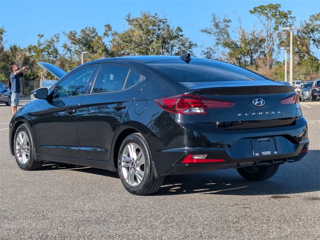 Thumbnail: 2020 Hyundai Elantra - 3