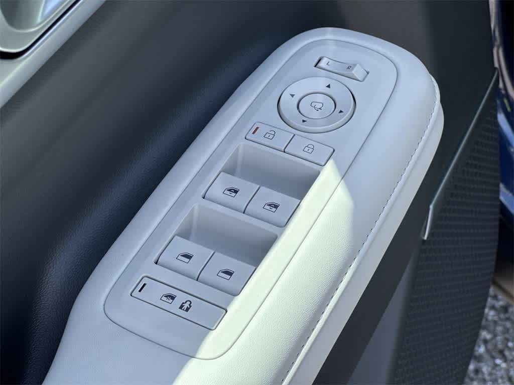 Thumbnail: 2025 Hyundai Santa Fe - 17