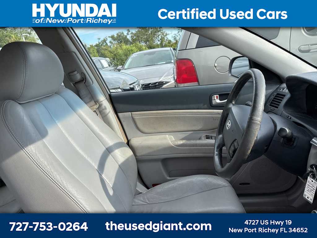 Thumbnail: 2008 Hyundai Sonata - 8