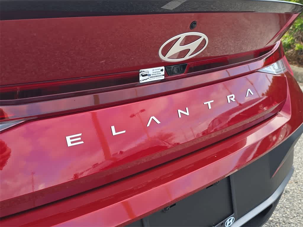 Thumbnail: 2026 Hyundai Elantra - 12