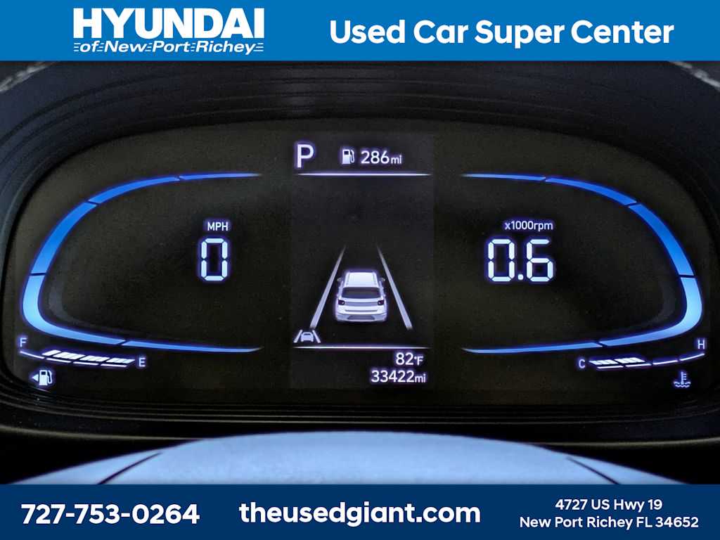 Thumbnail: 2023 Hyundai Venue - 29