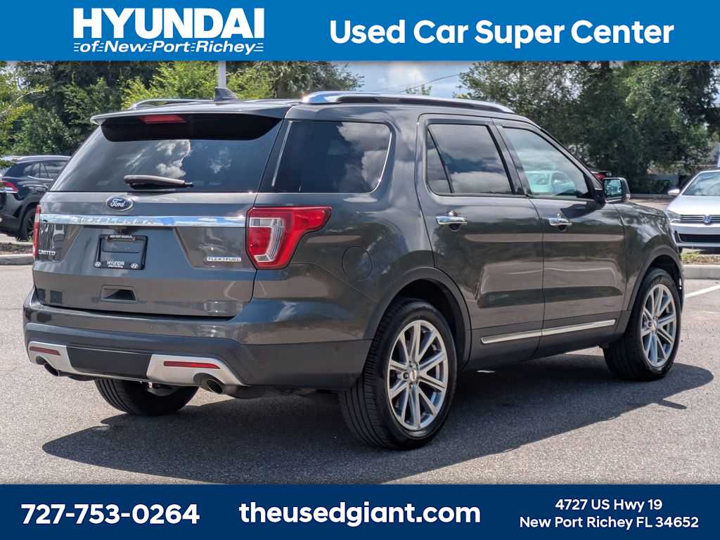 Thumbnail: 2016 Ford Explorer - 5