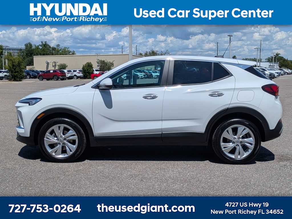Thumbnail: 2025 Buick Encore GX - 2