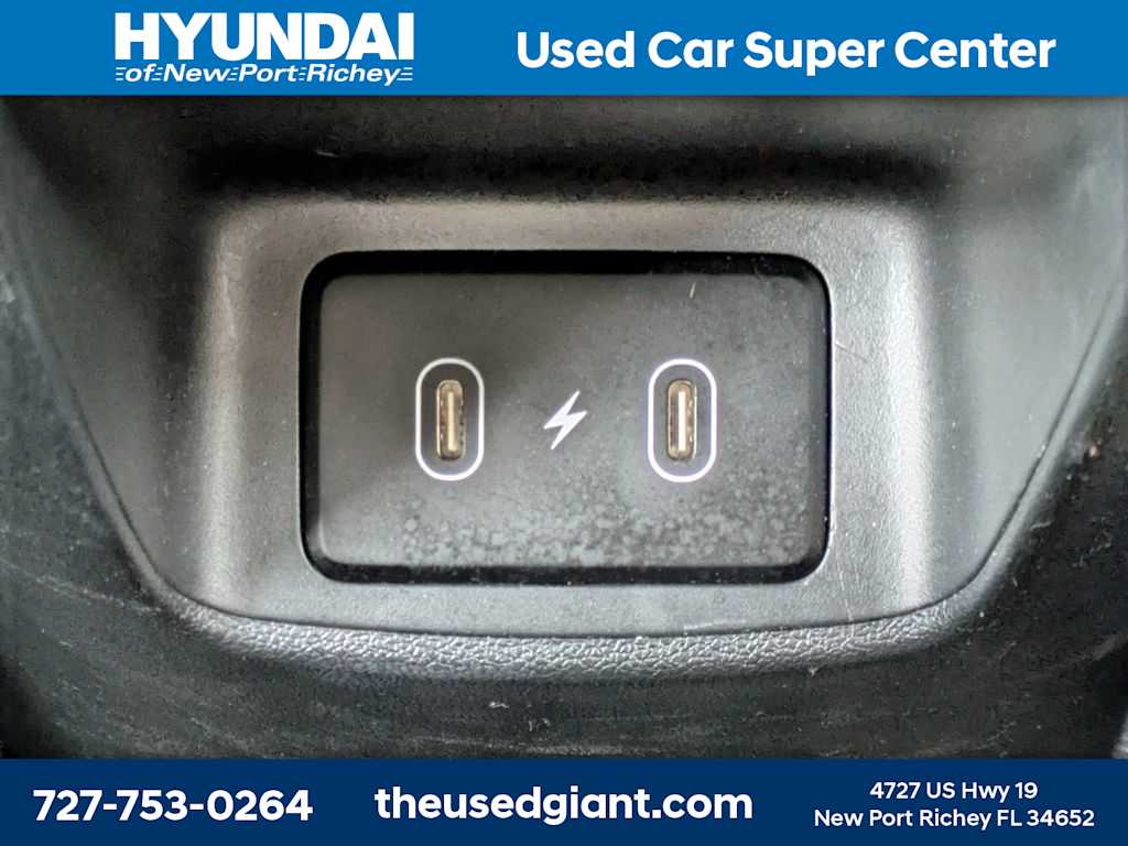 Thumbnail: 2024 Hyundai Elantra - 14