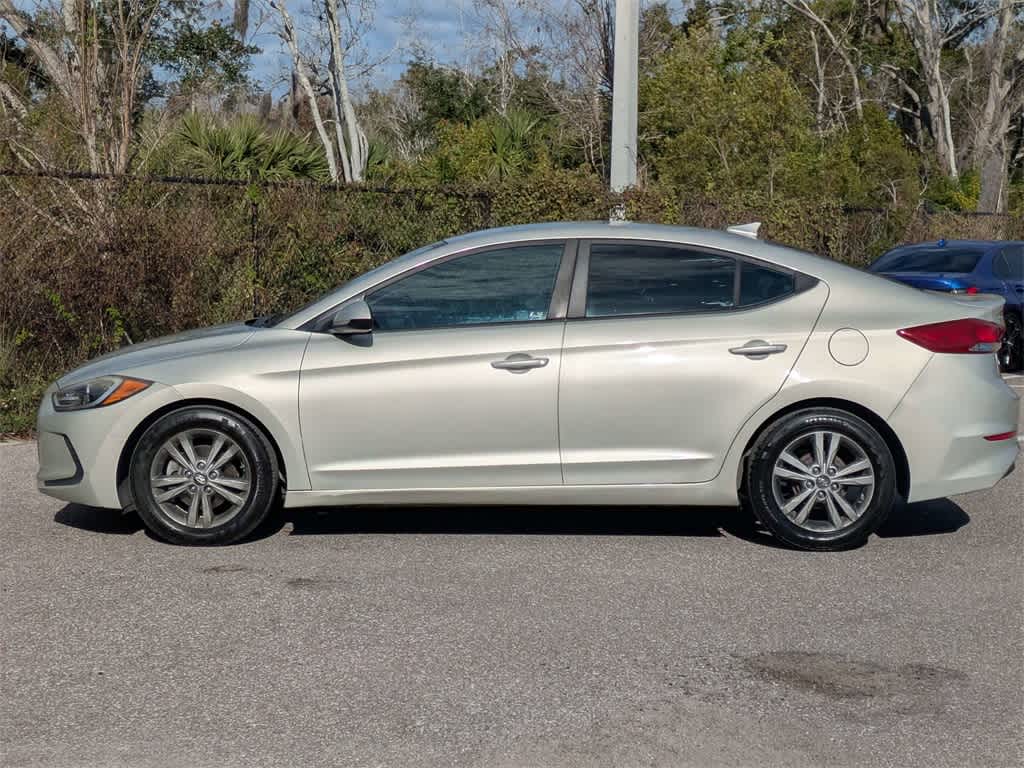 Thumbnail: 2017 Hyundai Elantra - 2