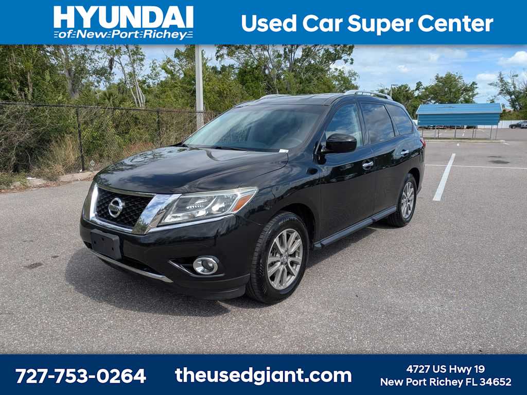 2015 Nissan Pathfinder  -
                  New Port Richey, FL