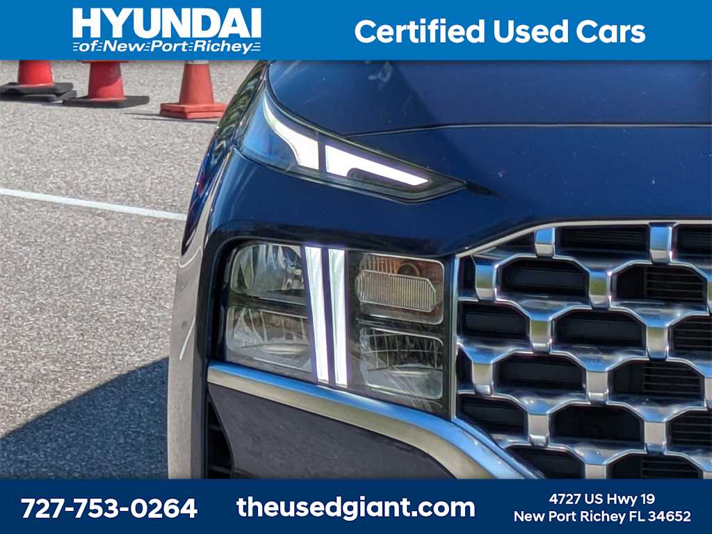 Thumbnail: 2022 Hyundai Santa Fe - 9