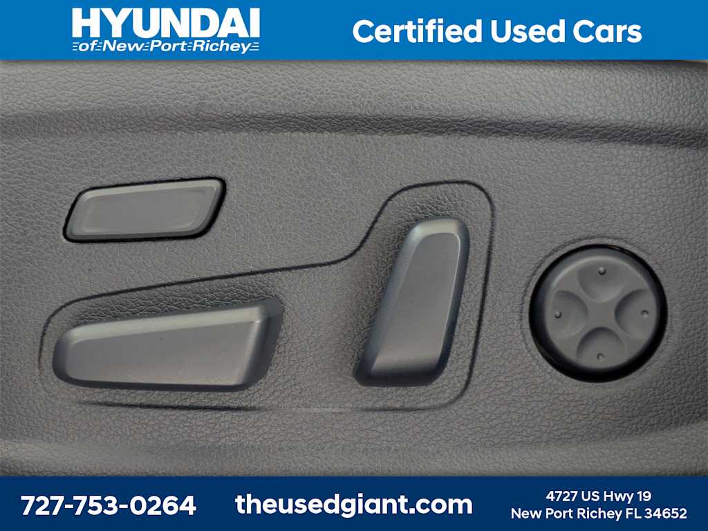 Thumbnail: 2022 Hyundai Palisade - 28