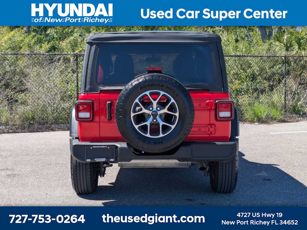 Thumbnail: 2022 Jeep Wrangler - 4