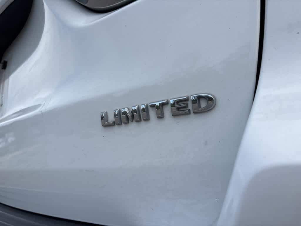 Thumbnail: 2016 Jeep Grand Cherokee - 5