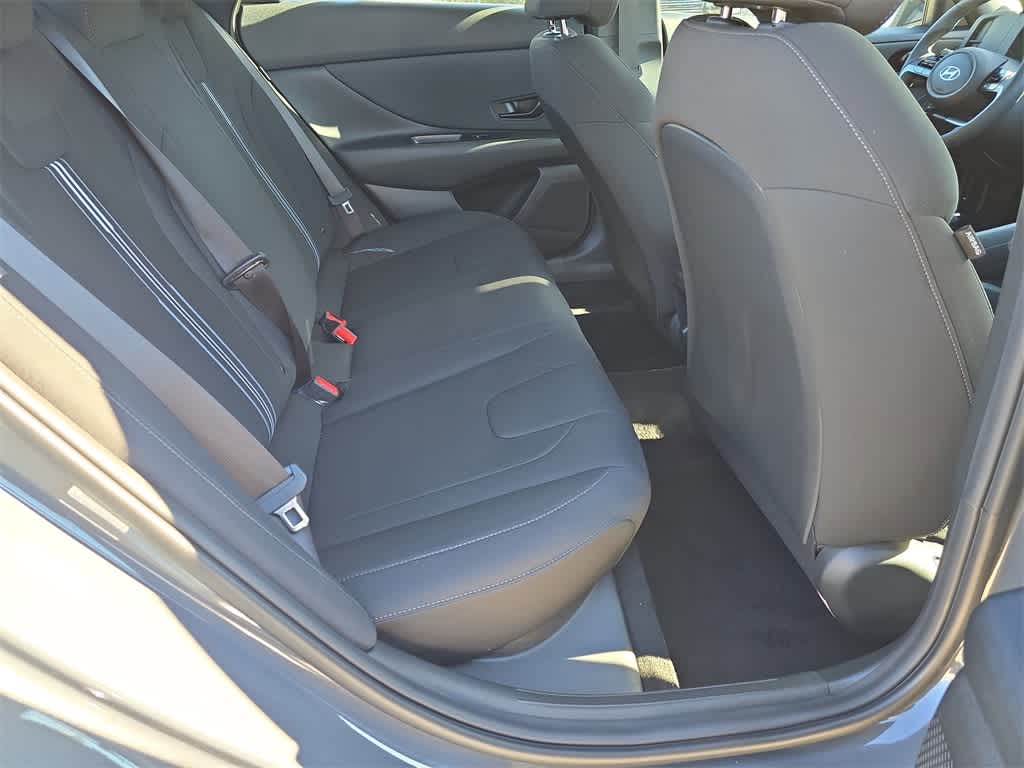 Thumbnail: 2026 Hyundai Elantra - 21