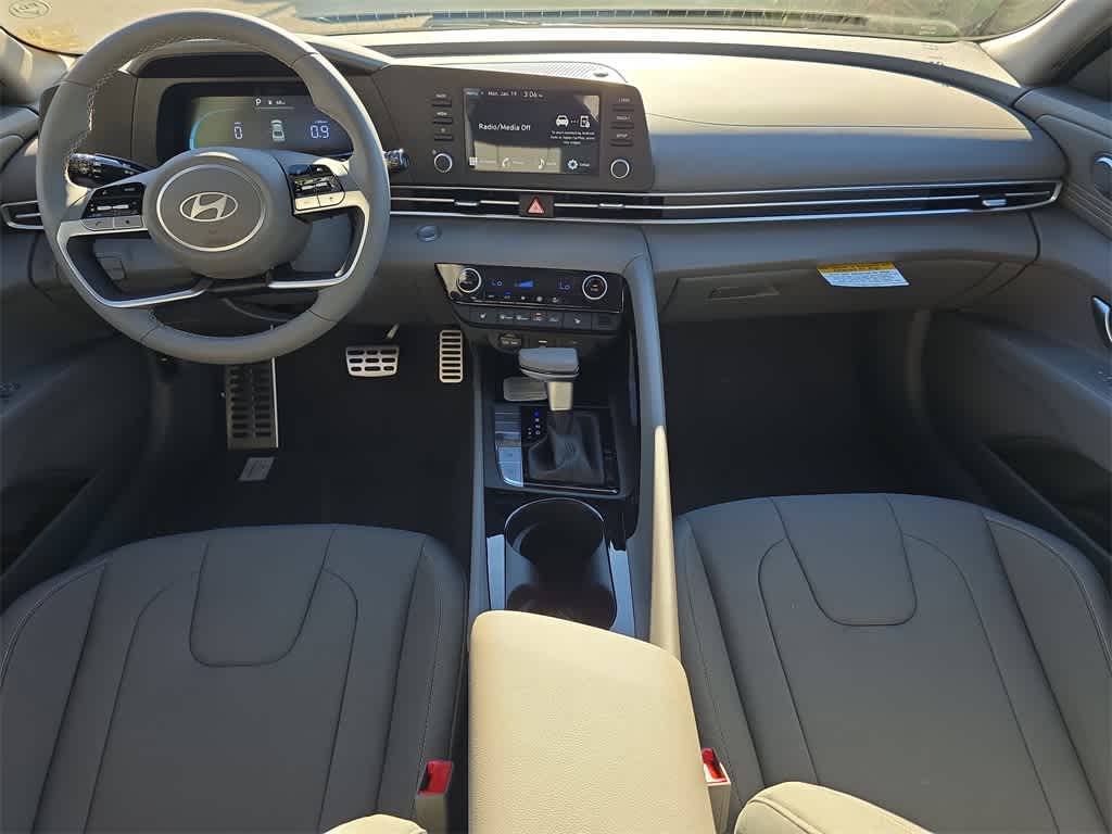 Thumbnail: 2026 Hyundai Elantra - 17